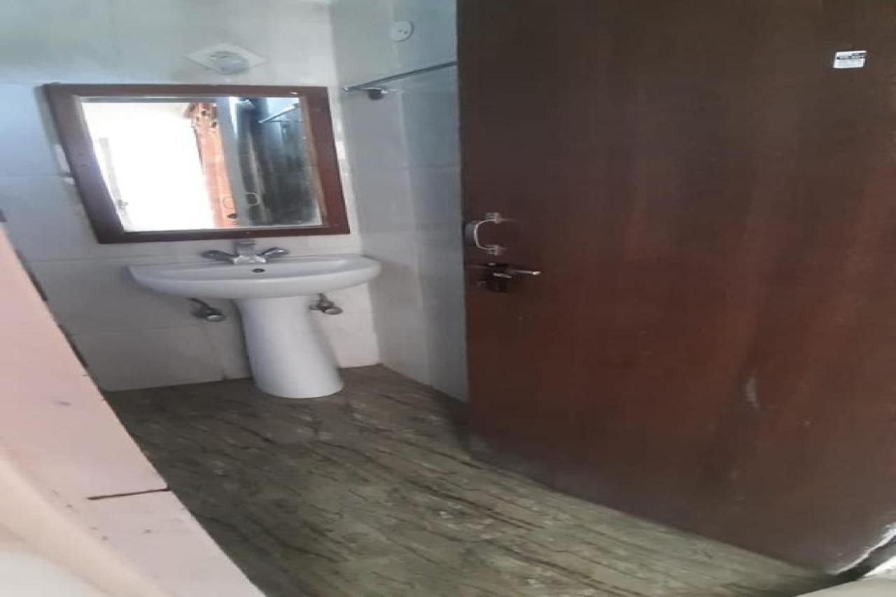 Oyo 81211 Hotel Janta 格德拉 外观 照片